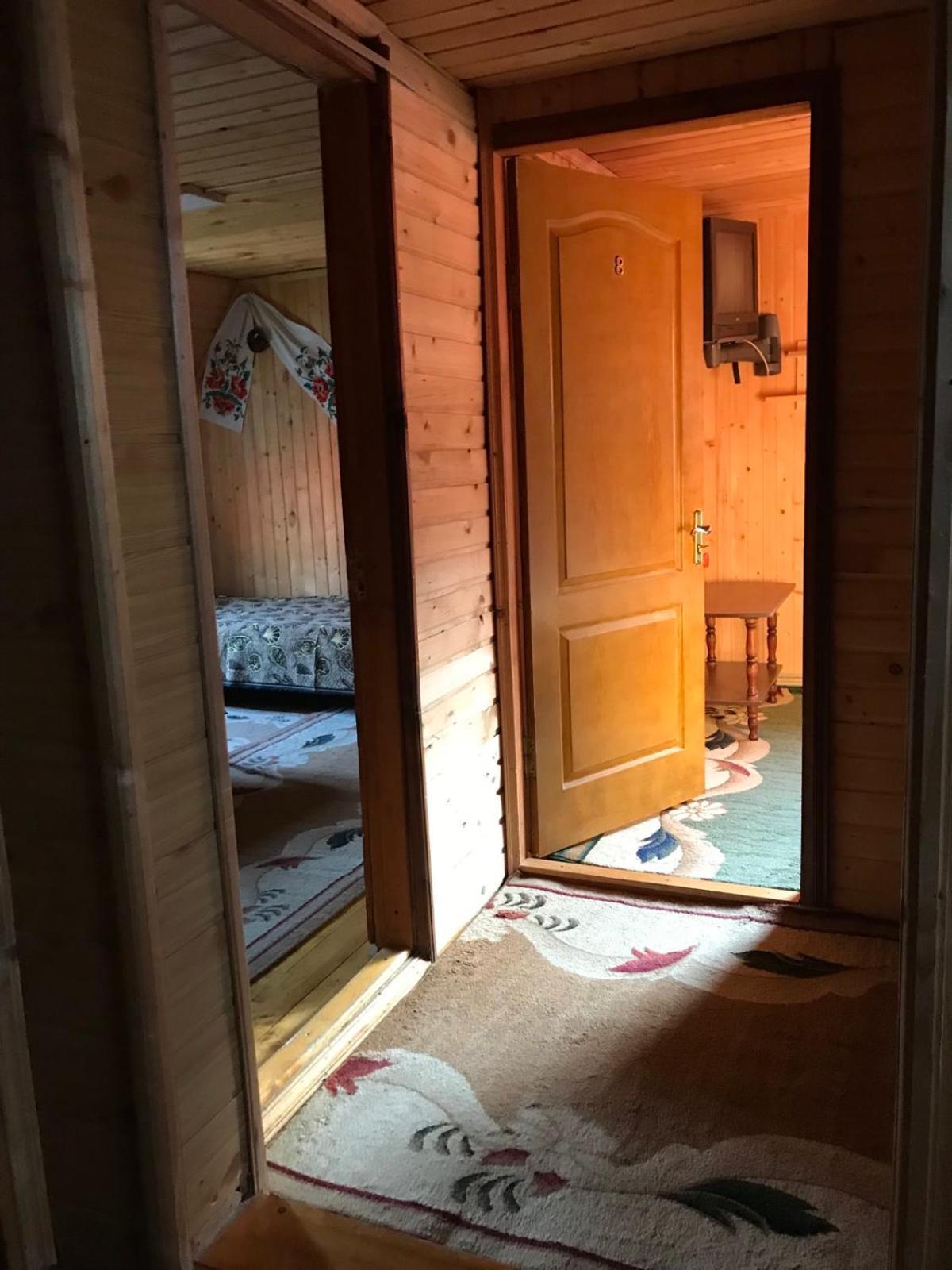У Олега Verkhne-Studenyy Exterior foto