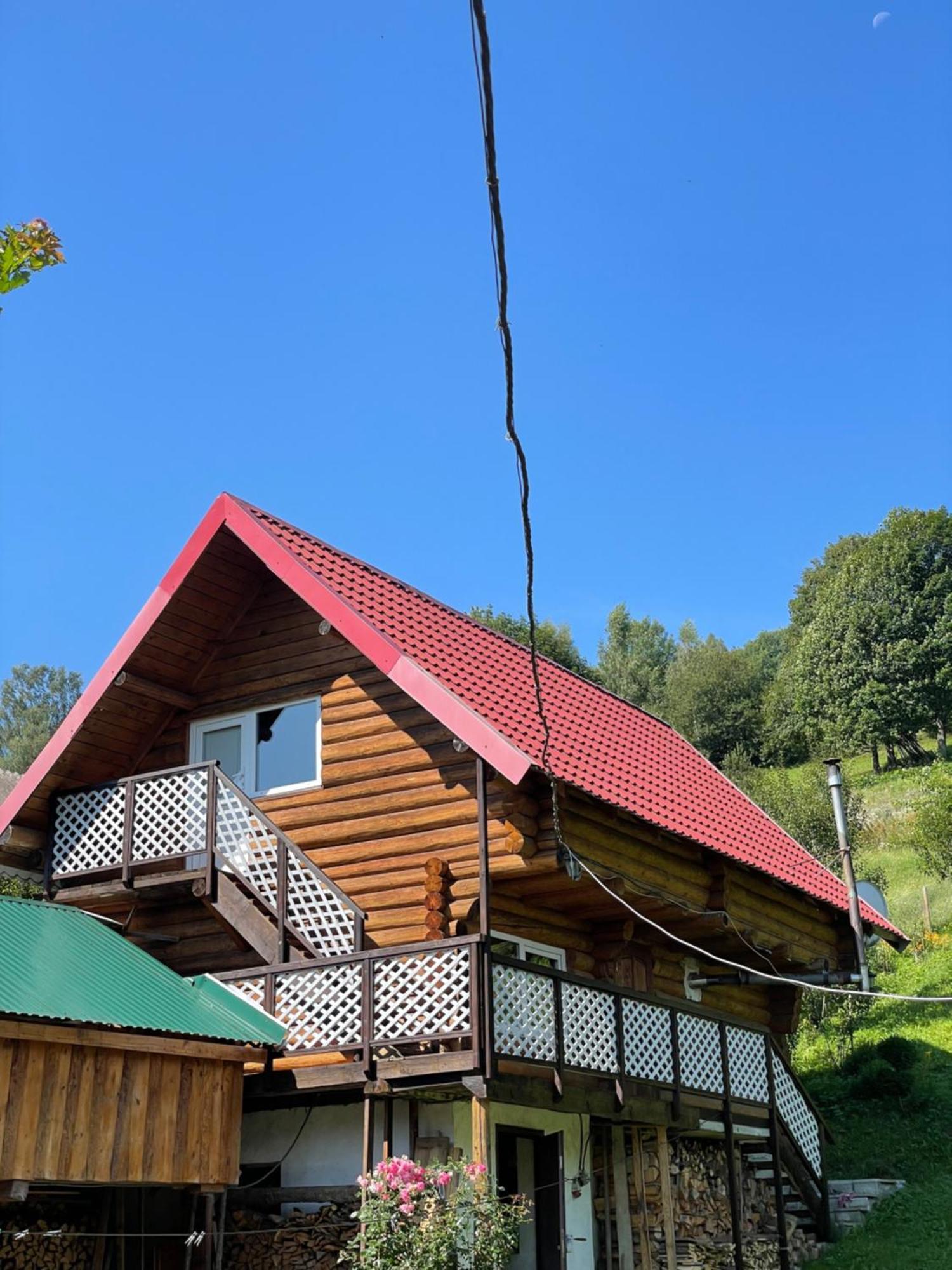 У Олега Verkhne-Studenyy Exterior foto