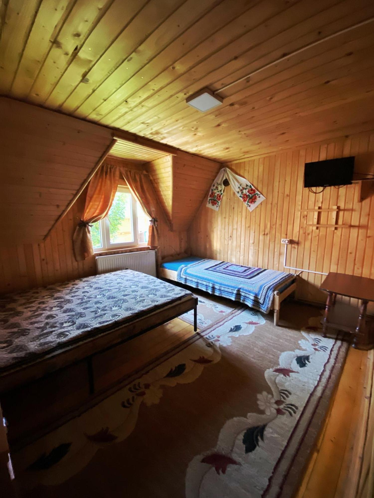 У Олега Verkhne-Studenyy Exterior foto